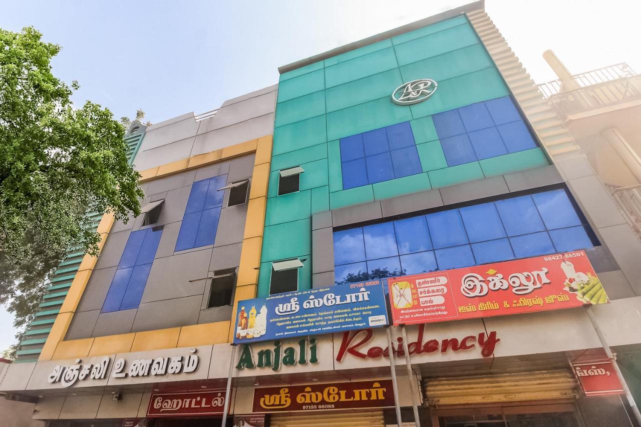Oyo 70841 Hotel Anjali Residency Velur Dış mekan fotoğraf